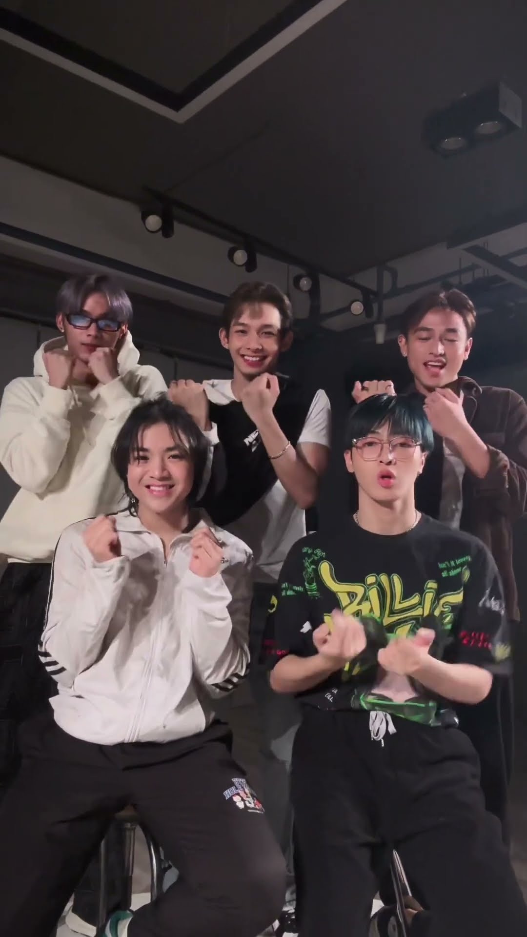 oops my baby! sinong baby mo? ? #vxon #group #fyp #fypviralシ゚ #dancechallenge